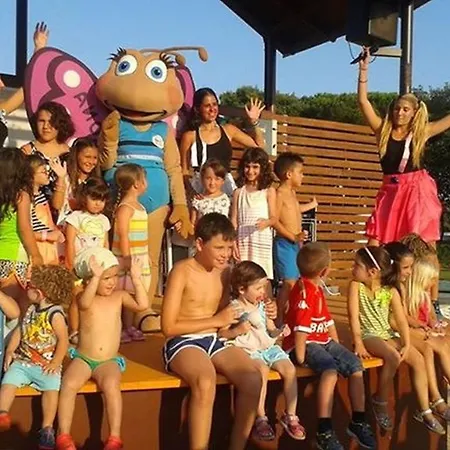 Vacanceselect Mobil Homes - Camping Valldaro Campsite